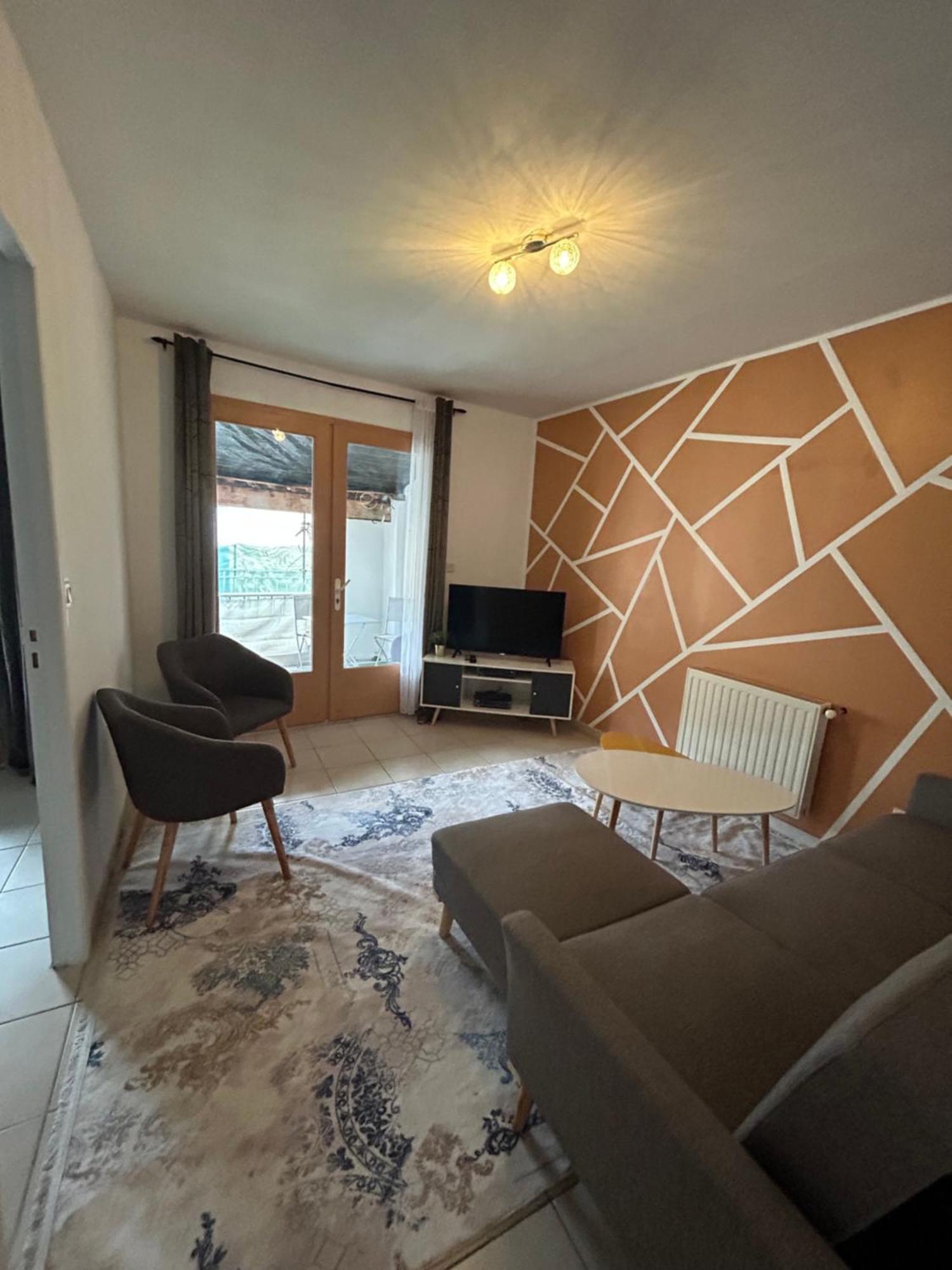 Charmant Appartement 2 Ch Nyons-Centre Ville Exterior photo